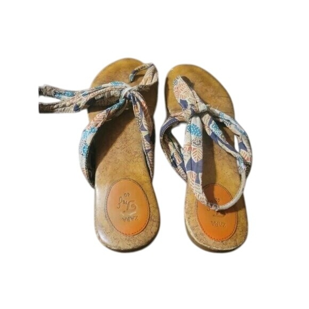 Zara Thong Sandals Bohemian Print Tie Detail Flats 40 beach coastal summer strap
